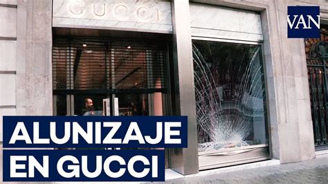 Alunizaje en el Gucci de Barcelona 